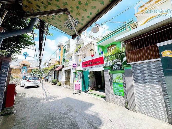 BÁN NHÀ Q4 HẺM XE HƠI CHDV KHU XÓM ĐẠO 3 TẤM DT 101m2 NGANG 6,6 DÀI 16 GIÁ 11T8 TL - 5