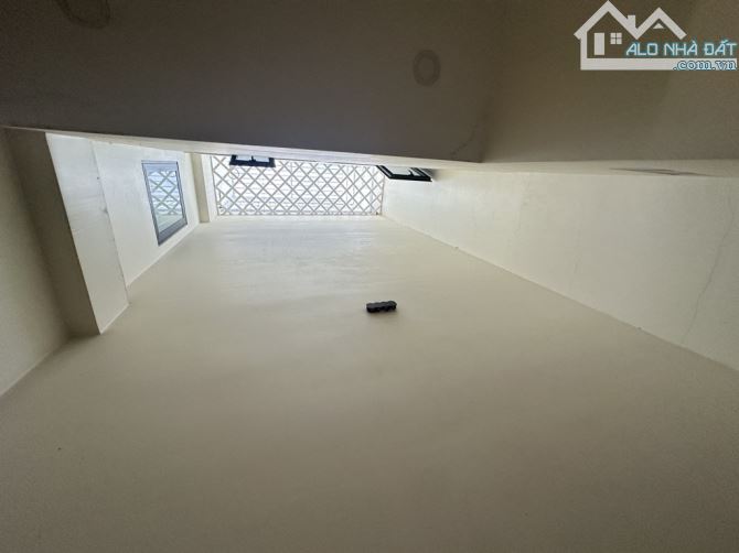🔥 Biệt Thự 3 tầng 160m2 mặt tiền đường Xuân Thới Thượng 23  Hóc Môn.Dt8*20💰 Giá 7,350tỷ - 5