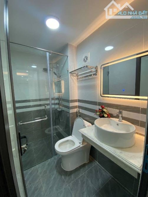 BÁN NHÀ VÕ THỊ SÁU- 33mx3TẦNG- NGÕ BA GÁC THÔNG, MẶT TIẾN LỚN- TC 6.TỶ CTL - 5