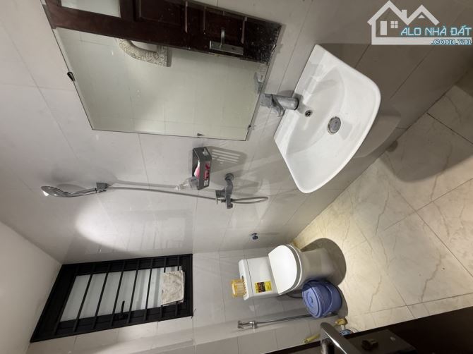 💥xe 45 chỗ đỗ cửa - 45m2 X 4 tầng dân xây Thạch Bàn - 5.39 tỉ💥 - 5