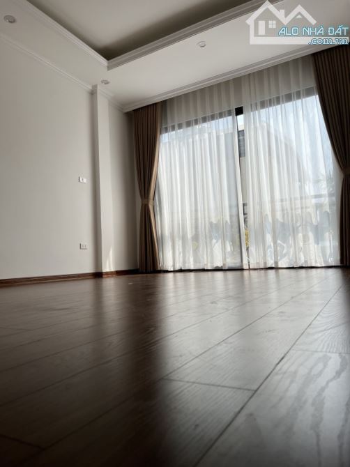BÁN NHÀ XUÂN LA – TÂY HỒ – NGÕ 2 Ô TÔ TRÁNH – 50M² – 5 TẦNG – 13.5 TỶ - 5