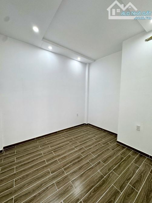 ÂU DƯƠNG LÂN QUẬN 8 – NHÀ MỚI 4 TẦNG - HẺM XE TẢI - 6 TỶ 82O TL - 5