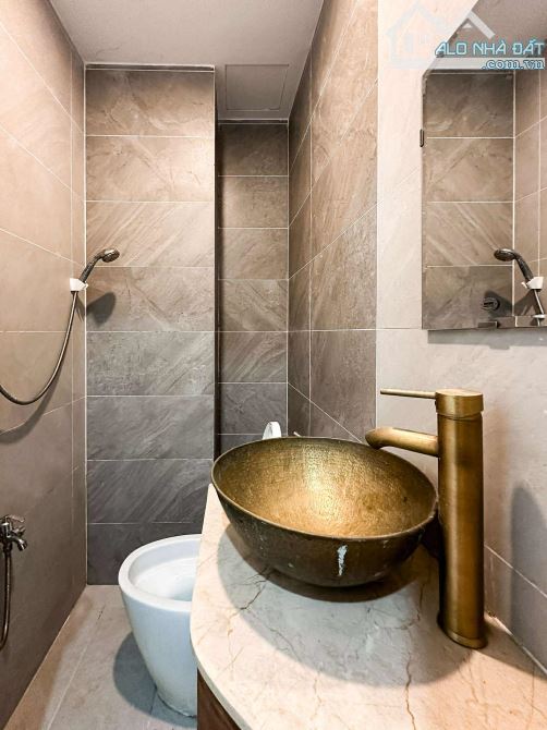 CHDV HẺM XE TẢI 6M • BÙI ĐÌNH TUÝ, P12, BÌNH THẠNH • 50M² • 6 TẦNG • 9PN 9WC • 13.5 TỶ - 5