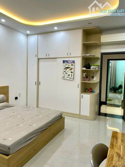 HÀ HUY GIÁP - KDC CAO CẤP - ĐƯỜNG 12M THÔNG - 68M² - 5 TẦNG - 4PN - 7.2 T.Ỷ - 5