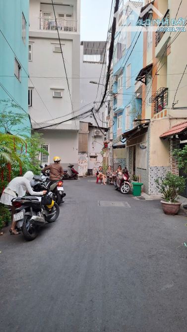nhà ngang 7m cn 43m2 3 tầng sát quận 1 chỉ 6ty7 - 5
