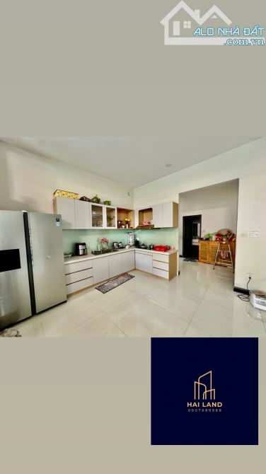 BIỆT THỰ GẦN CHỢ XUÂN THỚI THƯỢNG HÓC MÔN – NGANG KHỦNG 8M – 160M² – 3 TẦNG – CHỈ 7.35 TỶ - 5