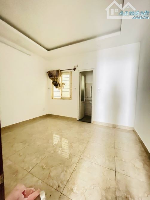 Nhà 3 tầng đường TÔ NGỌC VÂN, phường THẠNH XUÂN, Q12, dt 59m2 (4mx15m), Hẻm Ôtô GIÁ 5,1Tỷ - 5
