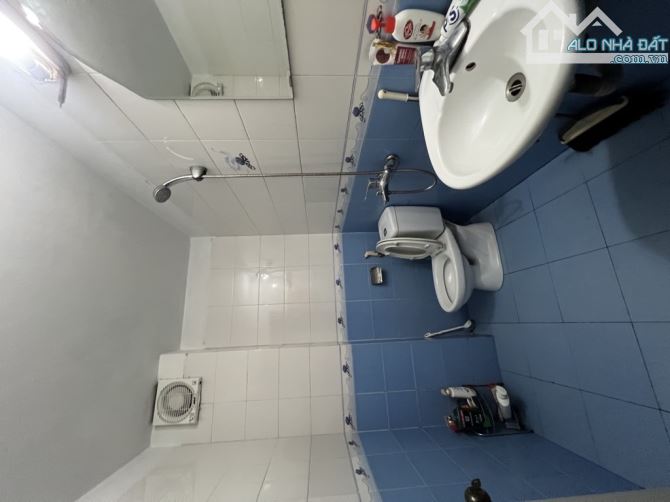 Bán nhà Xuân La, 38m nhỉnh 7 tỷ, nhà đẹp, 2 nhà ra phố, hàng xóm Ngoại Giao Đoàn - 5