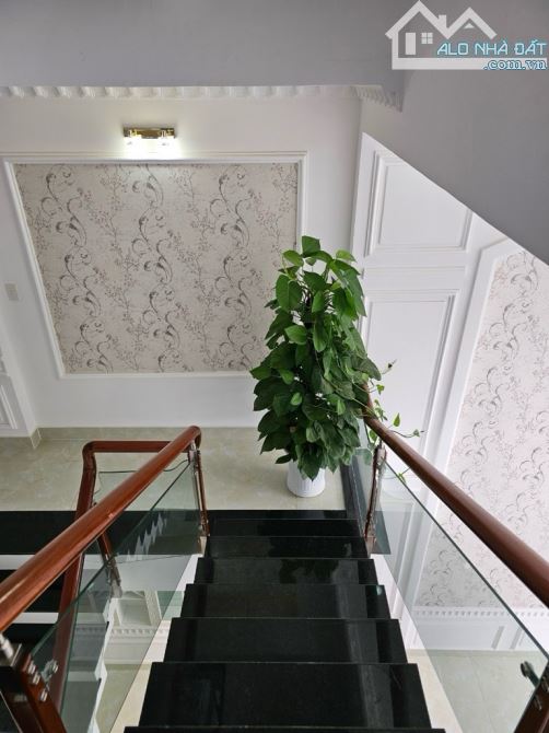 Nhà 4 tầng đường THẠNH XUÂN 22, phường THẠNH XUÂN, Q12, dt 87m2 (4mx22m) Hẻm Ôtô GIÁ 6,8Tỷ - 5