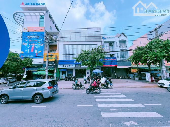 Bán Nhà Mặt tiền Phạm Văn Thuận Ngang 8.4m Gần TTTM VinCom  & Công An Tỉnh - 5
