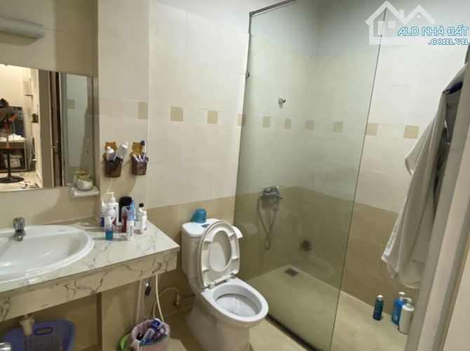 BÁN NHÀ MẶT TIỀN Phú Nhuận PHÙNG VĂN CUNG 6x4 5 tầng 24 m² giá 8,5 tỷ - 5