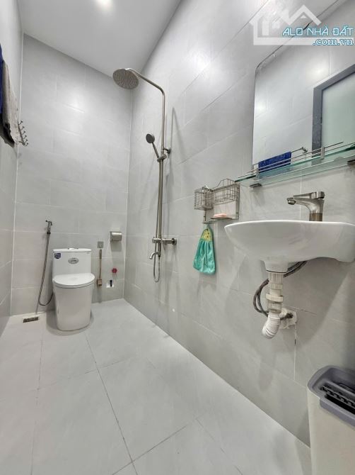 PHẠM VĂN CHIÊU GÒ VẤP - HẺM XE HƠI - 4 x 14 - 2 TẦNG - 5.65 TỶ - 5