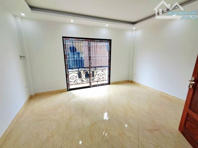 6.15 TỶ-5 TẦNG MỚI-DƯƠNG VĂN BÉ-TÂN KHAI-SÁT Ô TÔ - 5