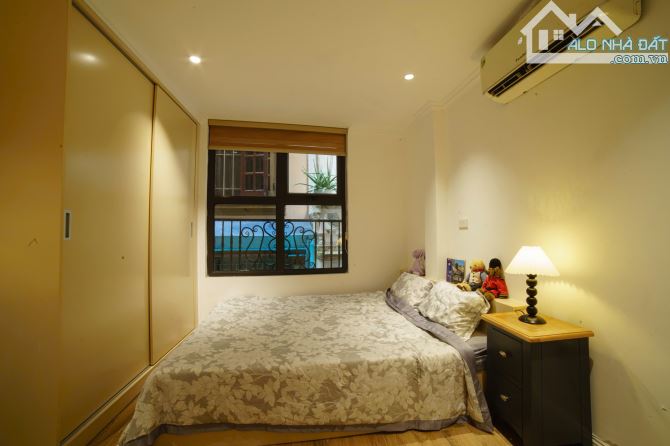 CỰC HIẾM VỚI PHÂN KHÚC 5 TỶ - NHÀ CỰC ĐẸP PHỐ THÁI HÀ 18M2 - 5 TẦNG - 3.3M MẶT TIỀN !!! - 5