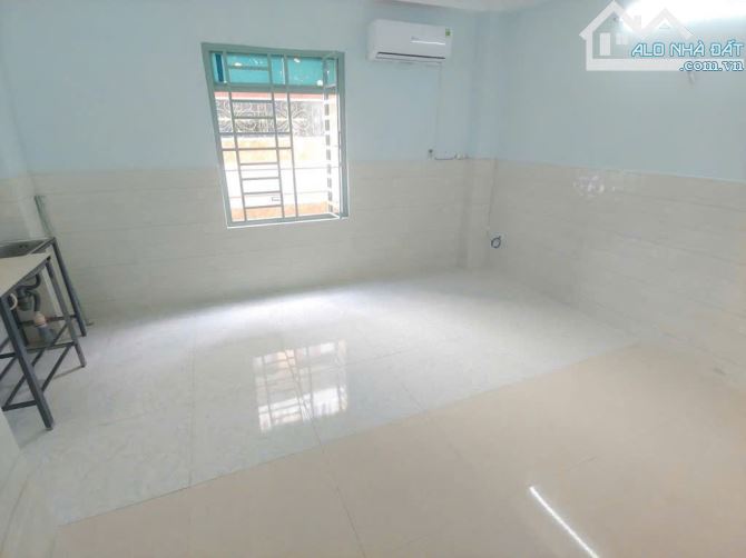 CẦN BÁN GẤP CHDV 12 PHÒNG, 93m2, PHAN VĂN TRỊ, BÌNH THẠNH, DÒNG TIỀN 60-70TR/TH, CHỈ 8.5ty - 5