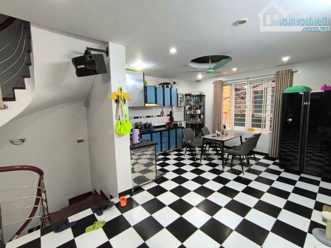 BÁN NHÀ NGHĨA DŨNG – BA ĐÌNH – 35M² – GIÁ 12 TỶ - 5