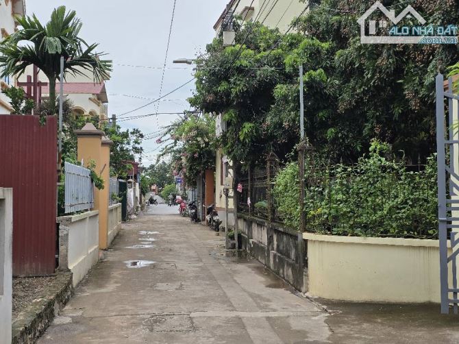 Bán Gấp Nhà Đẹp Văn Đức_300m- MT12m  sẵn nhà 3 Tầng ở và Đầu Tư Cực Tốt - 5