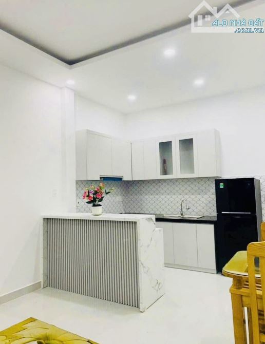 🟥 KHU PHÂN LÔ XƯA CẤP CHO CÁN BỘ SINH SỐNG - CÁCH MẶT TIỀN VỎN VẸN 7, 8 CĂN HẼM XE HƠI NH - 6