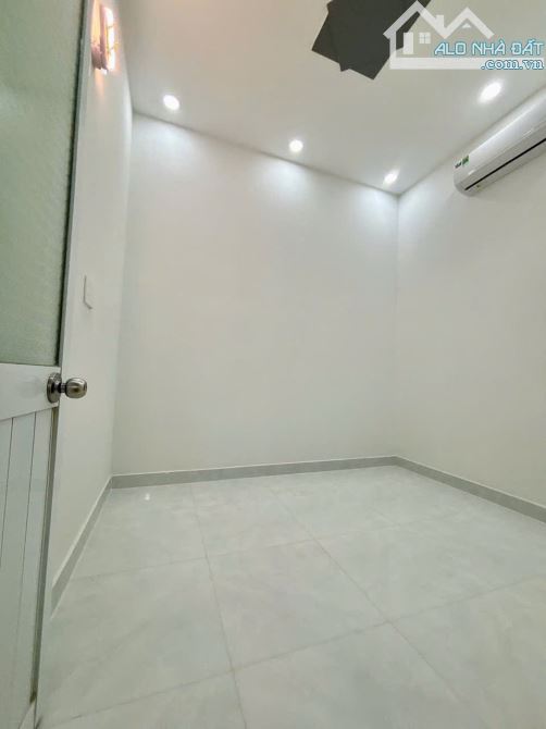 Bán nhà hẻm 2266 Huỳnh Tấn Phát, Nhà Bè, dt 3x8m, 1 lầu. Giá 1,49 tỷ - 6
