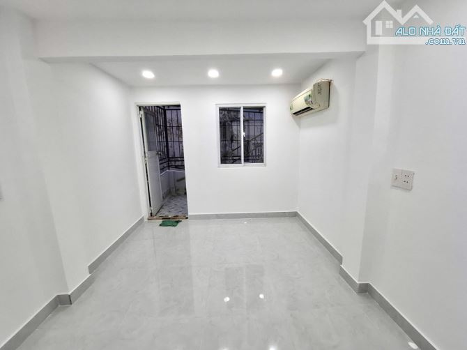 BÁN NHÀ THÍCH QUẢNG ĐỨC, 3 TẦNG, 20M2, GIÁ 3,65TỶ - 6