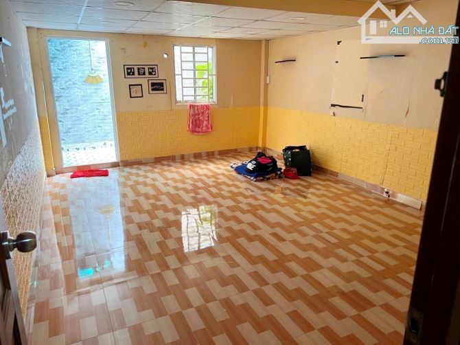 Nhà cấp 4 giá rẻ, dt 4x21 4pn shr tại Lương Văn Can P15Q8 giá chỉ 4.3tỷ. - 6