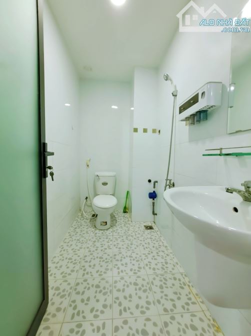SIÊU PHẨM 12 CHDV MẶT TIỀN GÒ VẤP - 94m2 DÒNG TIỀN ỔN ĐỊNH 60TR/THÁNG - 17.5T - 6