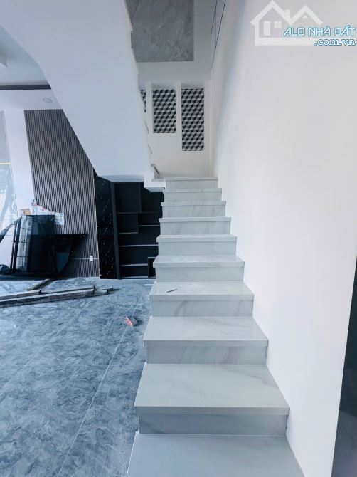 Nhà 1 Lầu Mới Xây 5 x 20m, 4PN 2WC, Đường 10m. Ngay KDC Đặng Huỳnh. Sổ Hoàn Công - 6