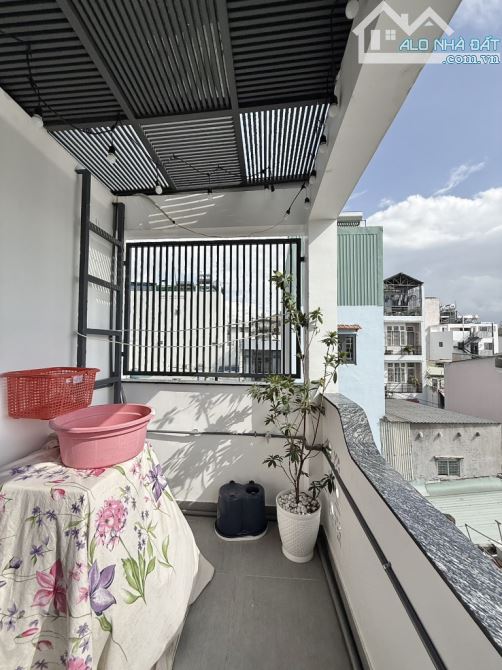 🏠 NHÀ ĐẸP 4 TẦNG - NGANG LỚN 5M - KẾ HẺM XE HƠI NÉ - GẦN EMART PHAN HUY ÍCH -  NHỈNH 6T - 6