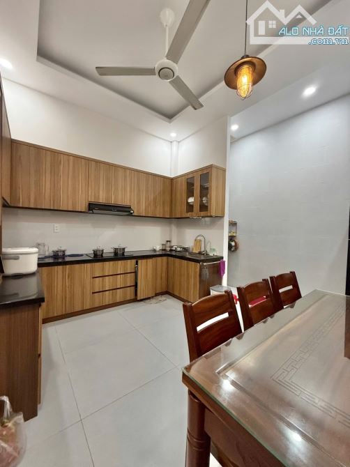 PHẠM VĂN CHIÊU GÒ VẤP - HẺM XE HƠI - 4 x 14 - 2 TẦNG - 5.65 TỶ - 6