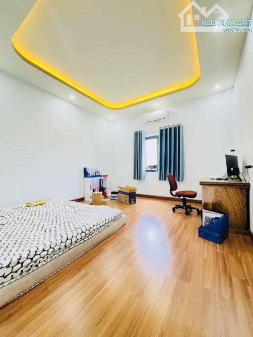 Bán Nhà Hiệp Thành Q12 - 60M2(4 x15 )- 4Tầng- HXH 4M- Chỉ 4,8Tỷ. - 6