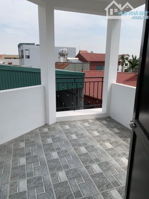BÁN NHÀ ĐH CÔNG NGHIỆP - LÔ GÓC 5 TẦNG - DIỆN TÍCH RỘNG - Ô TÔ CHẠY VÒNG QUANH - Ở SƯỚNG - 6