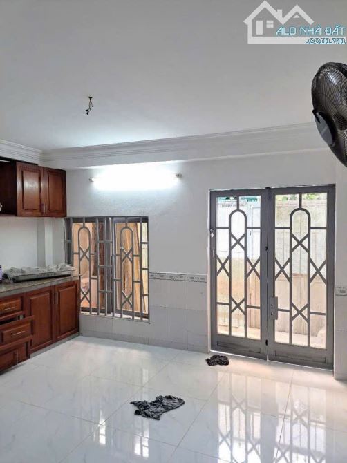 TRUNG TÂM QUẬN 7 - 4x16-CÁCH PHÚ MỸ HƯNG 300M-HẺM XE TẢI-6.8T.Ỷ. - 6