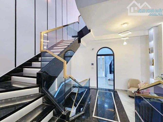 NHÀ 3 TẦNG ĐẸP ĐƯỜNG LÊ VĂN THỊNH - HOÀ MINH - LIÊN CHIỂU - 6