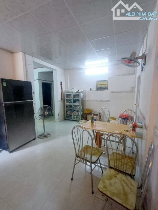BÁN NHÀ MẶT TIỀN, TÂN QUY Q7, 135M - 4.4 TỶ- CHÍNH CHỦ - 7