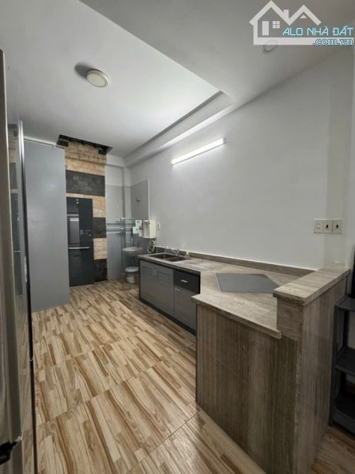 🔥 1 CĂN RA MT HUỲNH VĂN BÁNH, 50m2, 2 TẦNG, 2 PN, 2WC. GIÁ : 9,3 tỷ 🔥 - 7