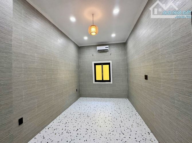Bán nhà mặt tiền đường 1 trệt 2 lầu, tặng full nội thất mới - 7