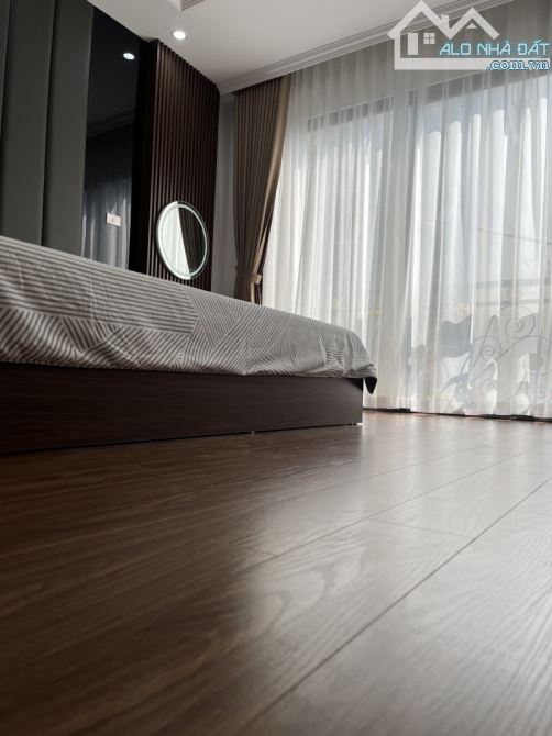 BÁN NHÀ XUÂN LA – TÂY HỒ – NGÕ 2 Ô TÔ TRÁNH – 50M² – 5 TẦNG – 13.5 TỶ - 7
