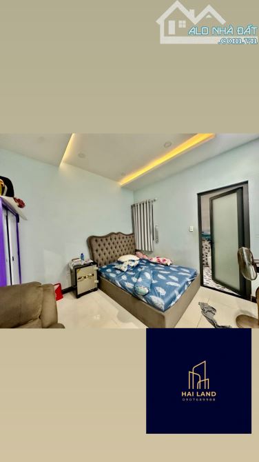 BIỆT THỰ GẦN CHỢ XUÂN THỚI THƯỢNG HÓC MÔN – NGANG KHỦNG 8M – 160M² – 3 TẦNG – CHỈ 7.35 TỶ - 7
