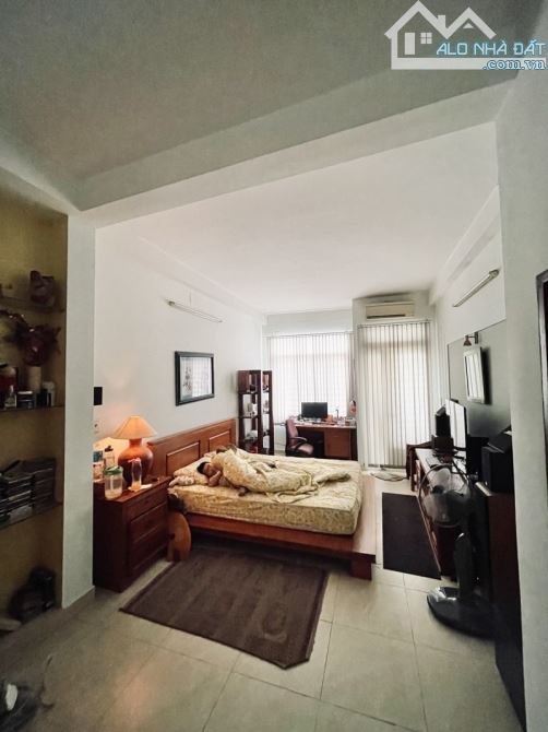 Gấp bán nhà Trần Quang Diệu, Quận 3, Nhà đẹp 5 tầng ở ngay, Sổ đẹp nở hậu 4.2m, DTSD 200m2 - 7