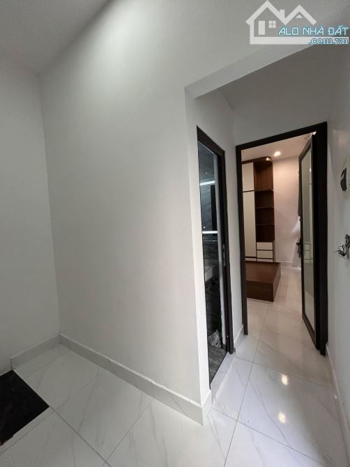5 TẦNG ĐỦ CÔNG NĂNG - BA BƯỚC CHÂN RA HỒ VĂN CHƯƠNG - LÔ GÓC CỰC THOÁNG SÁNG - 7