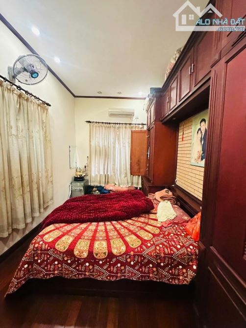 Bán nhà Nguyễn Trãi căn góc 2 mặt tiền ngõ nông gần phố giá đầu tư tương lai ra mặt phố DT - 7