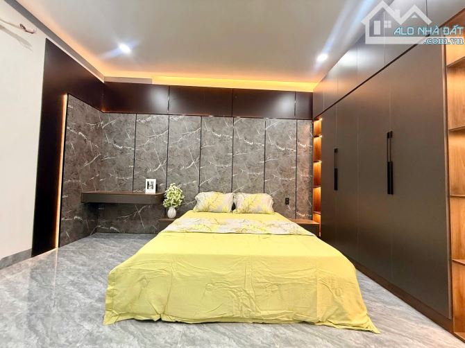 NHÀ FULL NỘI THẤT MẶT TIỀN A6 PHẠM NGŨ LÃO: GIÁ 3.75 tỷ - 7