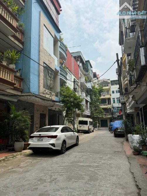 Cần Bán Nhà Bờ Sông Sét : LÔ GÓC 2 THOÁNG – Ô TÔ VÀO NHÀ - KINH DOANH - 7
