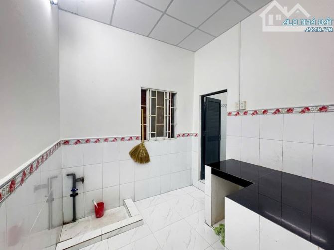 Bán gấp căn nhà Đ.Phan Thị Cộng, củ chi 125m2 SHR 2PN. Giá 735 Triệu - 7
