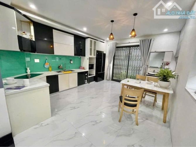 CHO THUÊ NHÀ 4 TẦNG KIỆT Ô TÔ: NGUYỄN HỮU THỌ - HẢI CHÂU - GẦN SÂN BAY - 7