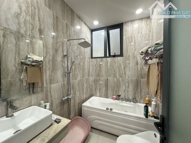 🔥 Biệt Thự 3 tầng 160m2 mặt tiền đường Xuân Thới Thượng 23  Hóc Môn.Dt8*20💰 Giá 7,350tỷ - 8