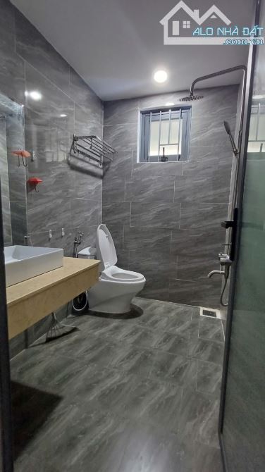 TRẦN VĂN DƯ – VÀO Ở KHAI THÁC NGAY – DT KHỦNG 117M2 FULL THỔ CƯ – ĐI BỘ TẮM BIỂN. - 8