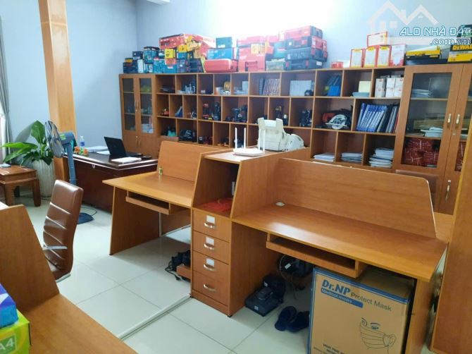 QUẬN 12, BIỆT THỰ 3 TẦNG LÔ GÓC VIEW ĐẸP, KV 15x20m, CHỈ 25.5 TỶ - 8
