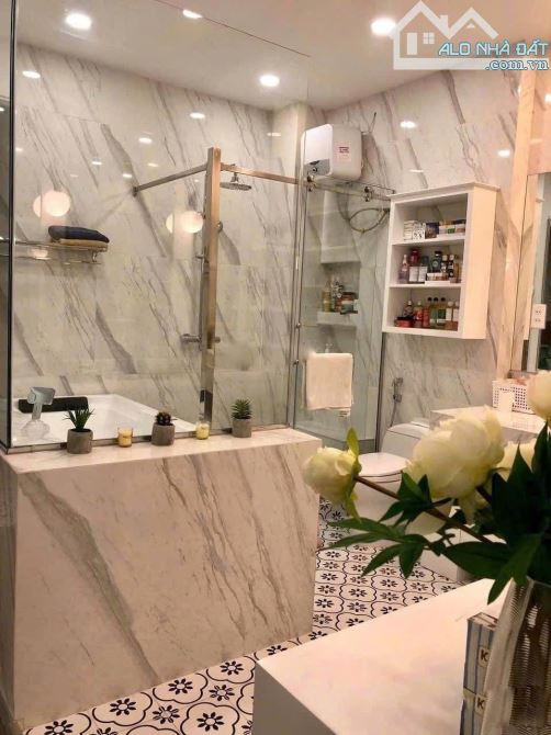 BÁN NHÀ GÓC 2 MẶT TIỀN HOA LAN 4X16 SAU DÃY MẶT TIỀN PHAN XÍCH LONG, NỘI THẤT XỊN CHỈ 26,5 - 8