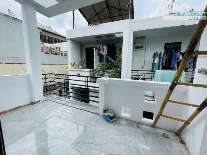 NHỈNH 7 TỶ! NHÀ ĐẸP PHỐ YÊN HOÀ, CẦU GIẤY, DT 30M2 - MT 4M - LÔ GÓC - 8